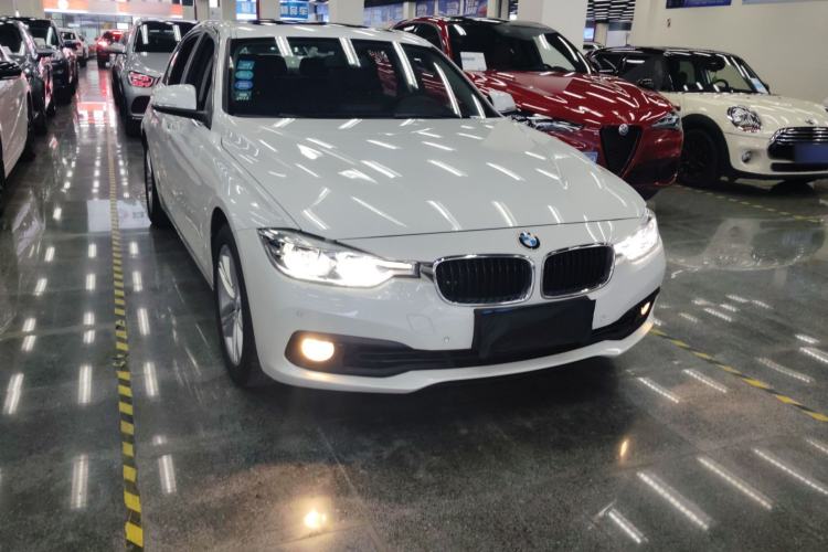 Used BMW 3 Series 2017 318i Fashion Model