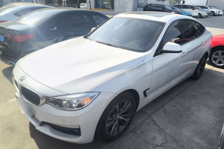 Used BMW 3 Series GT 2016 320i Fashion Model
