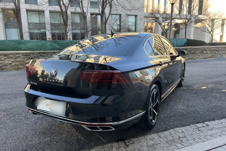 Used Volkswagen Magotan 2023 2 Million Units Limited Edition 330TSI DSG Leading Version