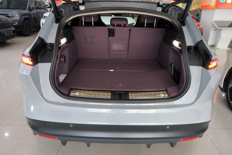 Used Nio ET5T 2023 75 kWh Touring
