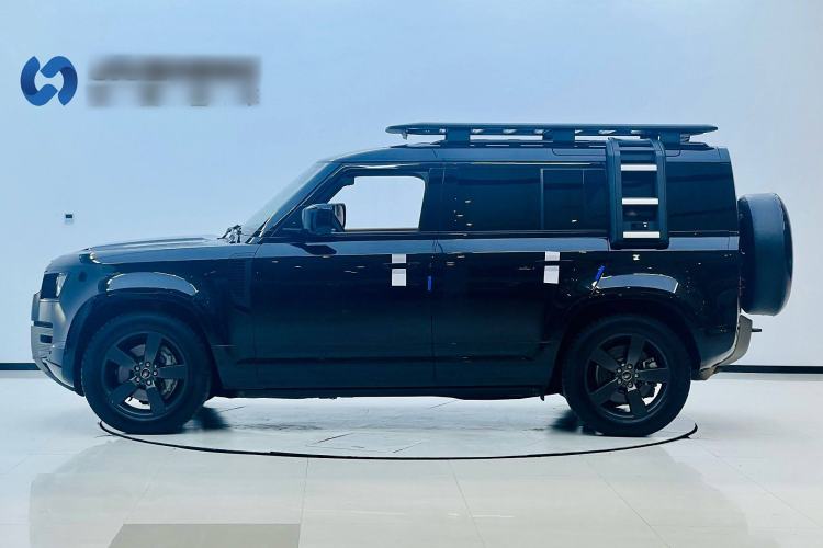 Used Land Rover Defender 2023 Facelift 110 3.0T P400 X-DYNAMIC HSE
