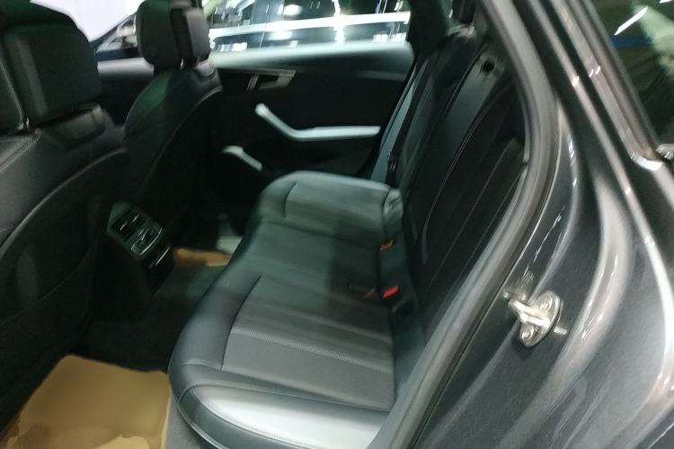 Used Audi A4L 2024 40 TFSI Luxury Dynamic Edition
