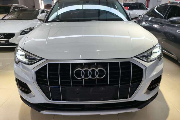 Used Audi Q3 2019 35 TFSI Advanced Style Edition
