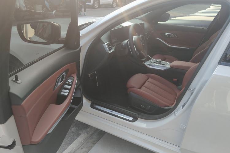 Used BMW 3 Series 2024 325i M Sport Night Edition Package
