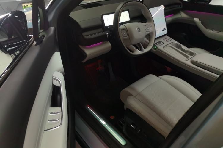 Used Nio ES6 2023 75 kWh
