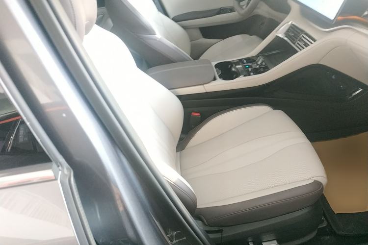 Used BYD Song PLUS New Energy 2025 DM-i Smart Drive 112KM Prestige Model
