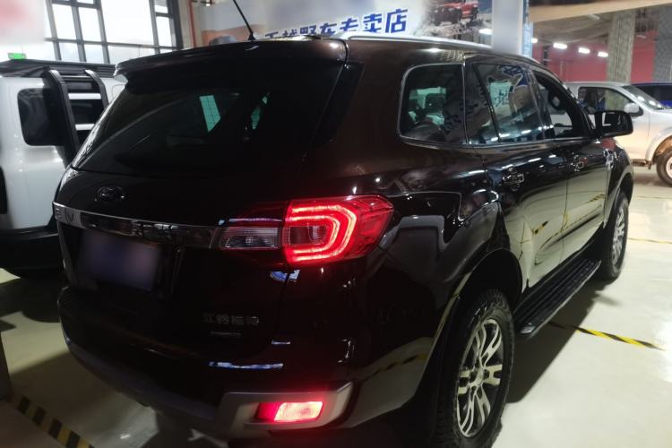 Used Ford Everest 2017 2.0T Gasoline Automatic 4x4 Luxury Edition 7 Seats
