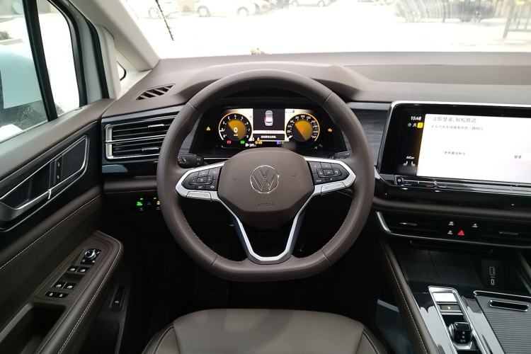 Used Volkswagen Viloran 2024 330TSI Luxury Edition