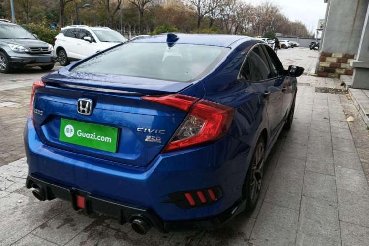 Used Honda Civic 2016 220TURBO CVT Luxury Edition
