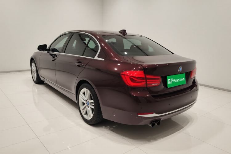 TDK.VehicleDetails.img