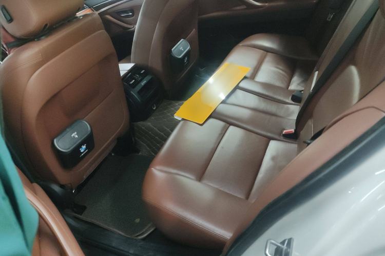 Used BMW 5 Series 2014 525Li Leading Model
