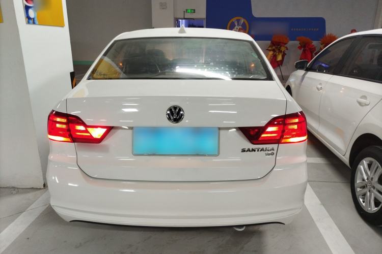 Used Volkswagen Santana 2016 1.6L Manual Fashion Edition
