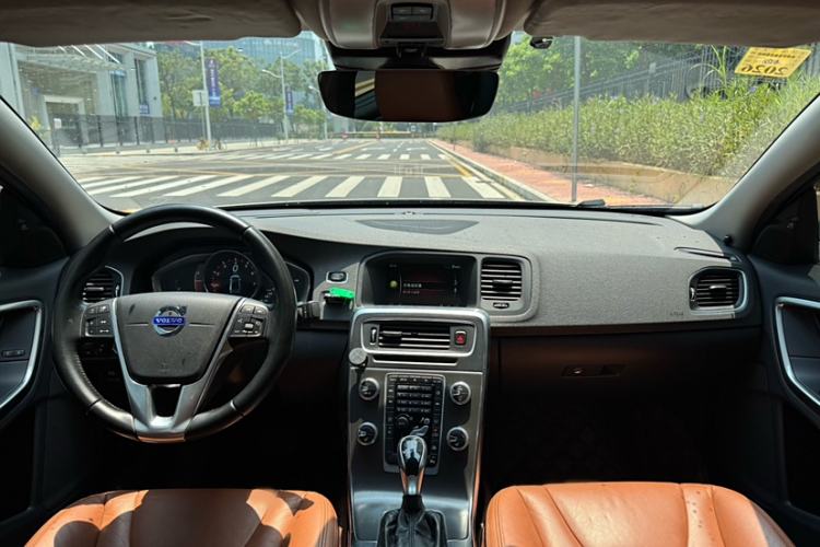 Used Volvo S60 2015 S60L T5 Intelligent Drive Edition
