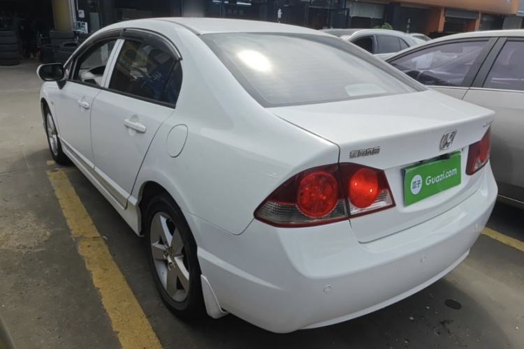 Used CIIMO CIIMO 2012 1.8L Automatic
