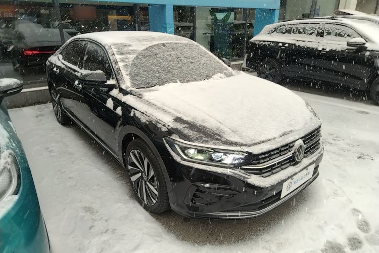 Used Volkswagen Passat 2024 380TSI Dragon Glory Edition
