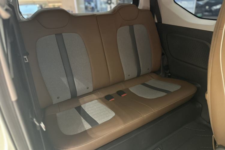 Used Wuling Hongguang MINIEV 2022 GAMEBOY 300km Enthusiast Model with Lithium Iron Phosphate