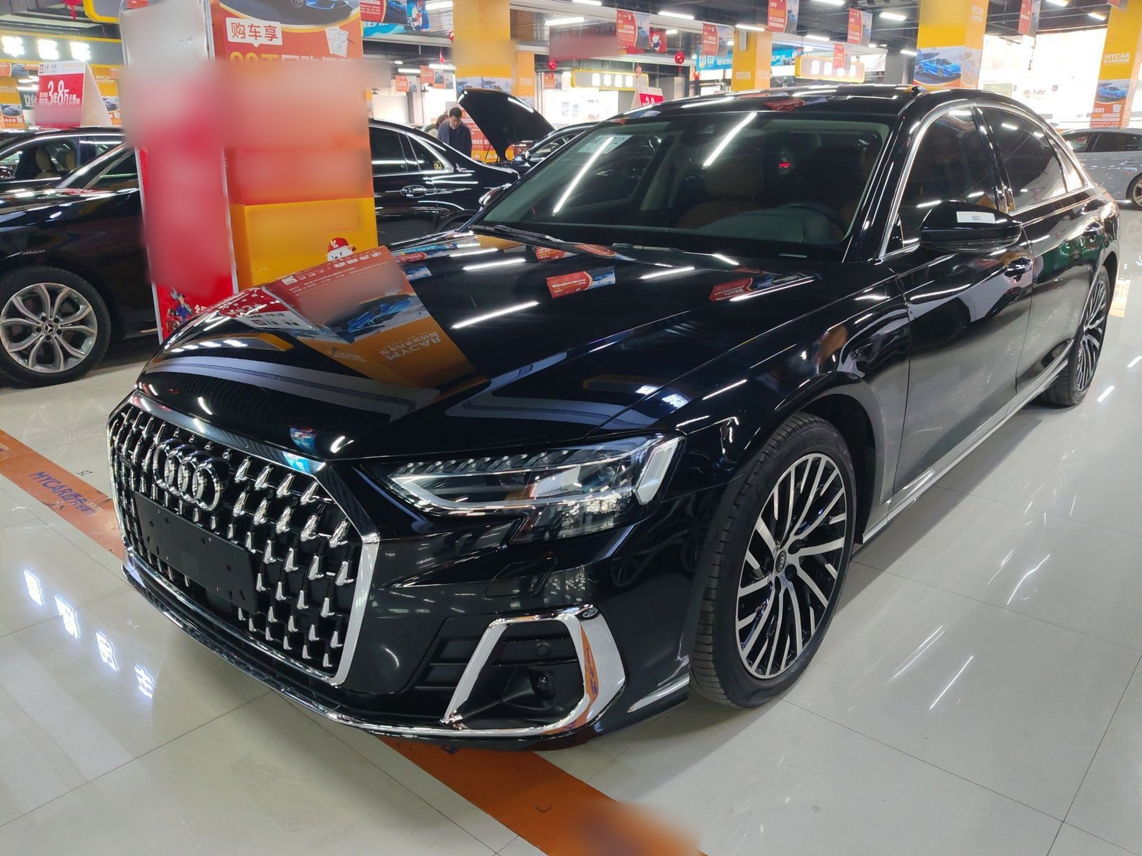 Под передней частью автомобиля