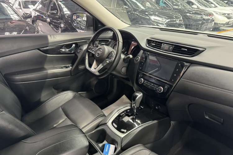 Used Nissan X-Trail 2021 2.0L CVT 2WD XL Premium Commemorative Edition
