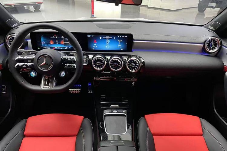 Used Mercedes-Benz A-AMG 2025-Year Restyled AMG A 35 L 4MATIC
