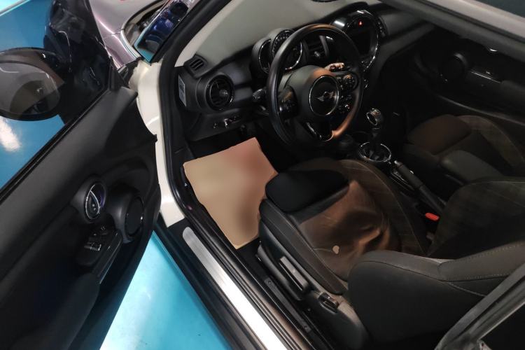 Used MINI MINI 2016 1.5T COOPER
