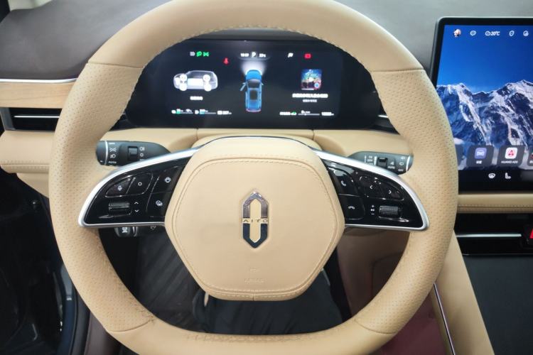 Used Hima AITO M7 2024 1.5T Intelligent Drive Rear-Drive Ultra Version 5 Seats
