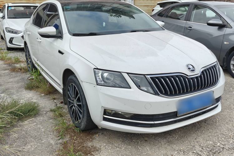 Used Skoda Octavia 2019 1.5L Automatic Smart Drive Luxury Edition China V Standard
