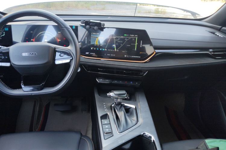 Used Oshan X5 PLUS 2023 1.5T DCT Pioneer Edition
