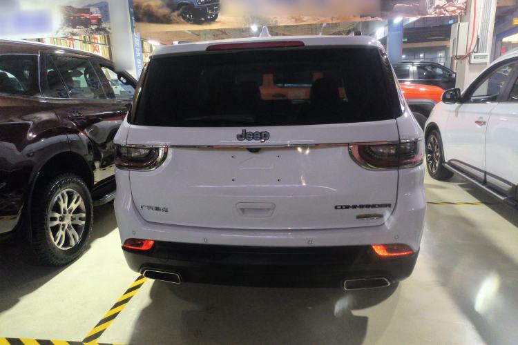 Used  Commander 2018 2.0T Two-Wheel Drive Enjoy Edition China V
