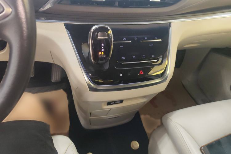 Used Buick GL8 2020 Land Business Class 652T Premium Model
