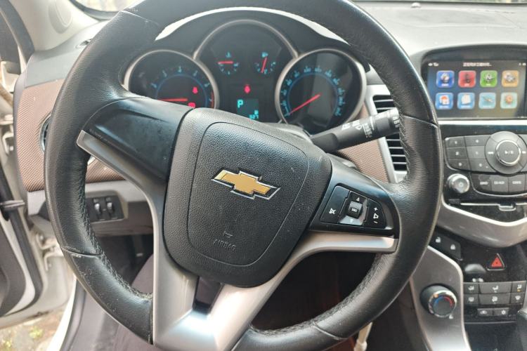 Used Chevrolet Cruze 2013 Hatchback 1.6L Automatic Luxury Model