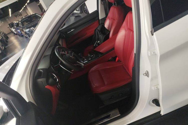 Used Alfa Romeo Stelvio 2017 2.0T 200HP Elite Edition