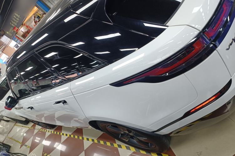 Used Land Rover Range Rover Velar 2018 P380 R-DYNAMIC S
