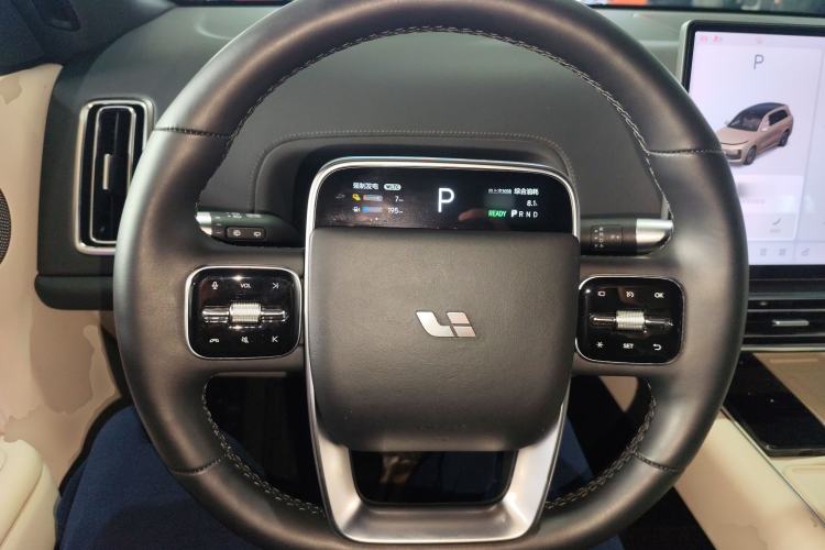 Used Li Auto L8 2023 Max model
