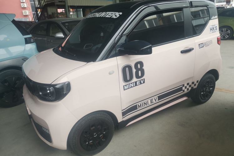 Used Wuling Hongguang MINIEV 2021 Macaron Premium Model – Lithium Iron Phosphate
