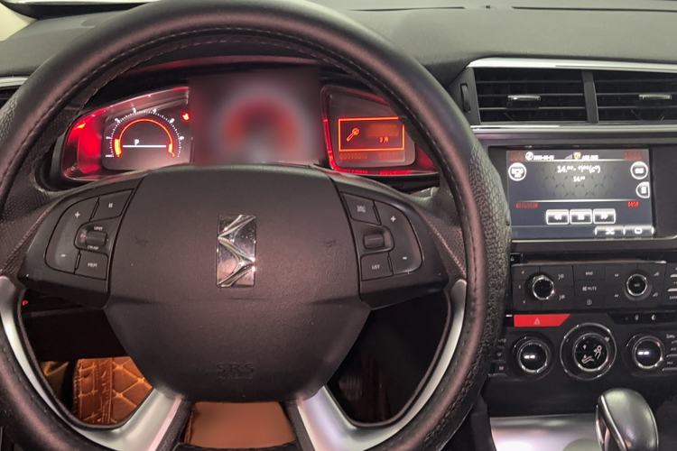 Used  6 2014 1.6T Luxury Edition THP160
