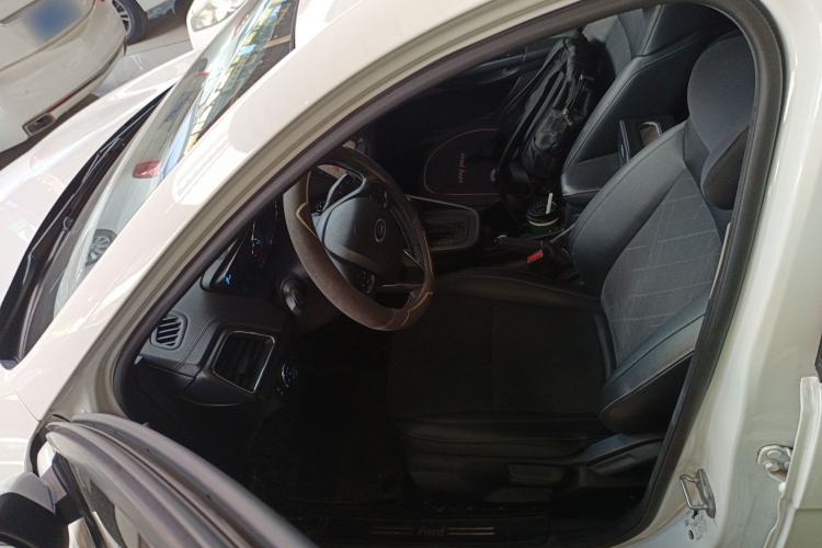 Used Ford Escort 2019 Revised Version 1.5L Automatic Enjoyment Type China VI Standard