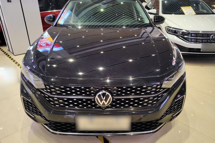 Used Volkswagen Passat 2023 Restyled 330TSI Starry Luxury Edition
