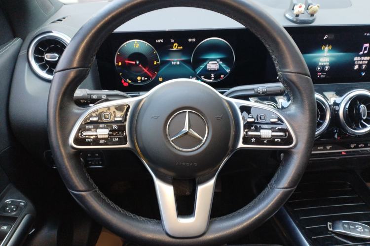 Used Mercedes-Benz GLA 2020 GLA 180
