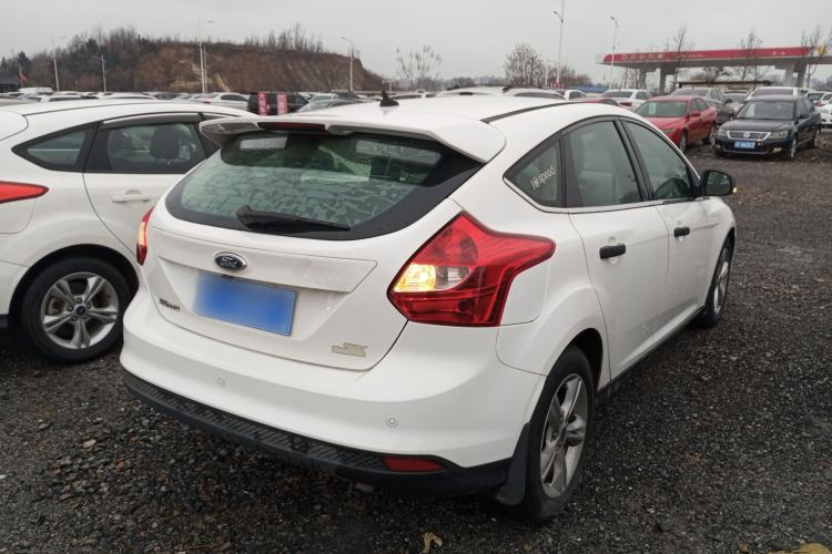 Used Ford Focus 2012 Hatchback 1.6L Automatic Fashion Edition