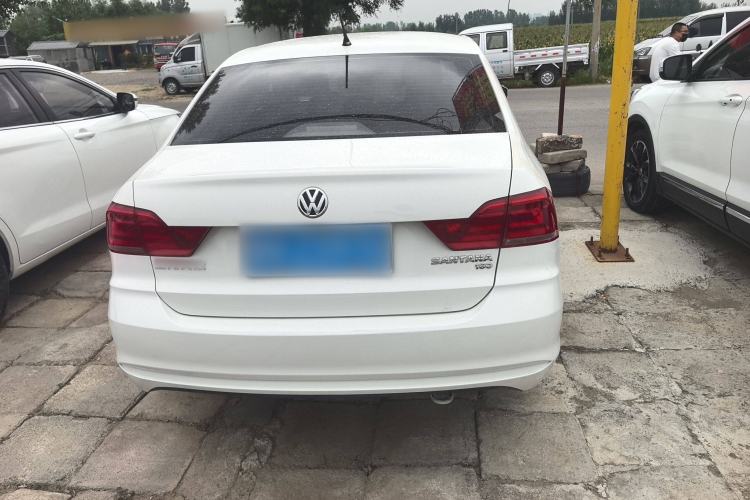 Used Volkswagen Santana 2016 1.6L Automatic Fashion Edition
