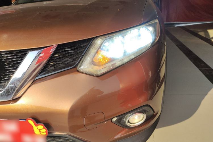 Used Nissan X-Trail 2014 2.5L CVT Luxury Edition 4WD
