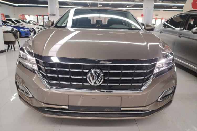 Used Volkswagen Passat 2019 330TSI Elite Edition China VI
