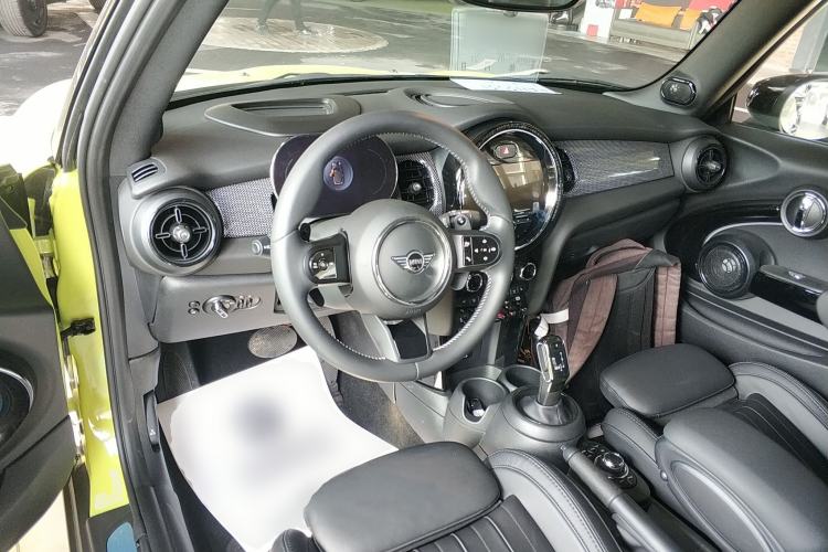 Used  MINI 2023 Revised 2.0T COOPER S CABRIO Artist
