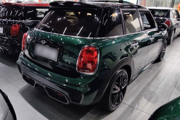 Used  MINI 2018 1.5T COOPER Racing Edition Five-Door Version
