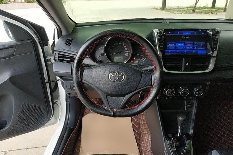 Used Toyota YARiS L 2020 1.5L CVT Leading Edition
