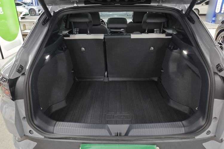 Used Volkswagen ID.4 CROZZ 2022 Long-Range PURE+ Edition
