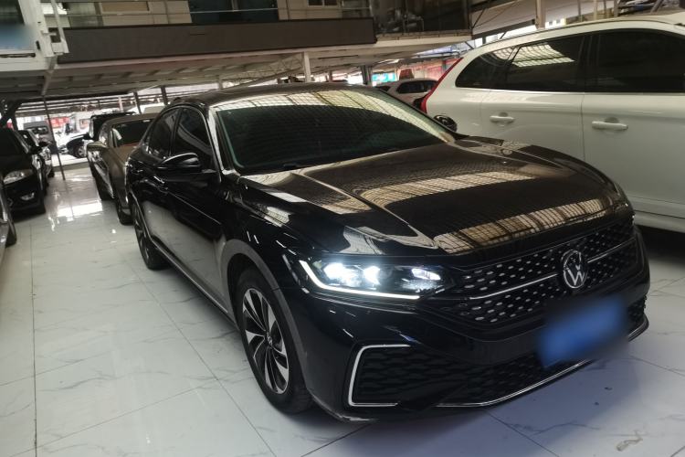 Used Volkswagen Passat 2023 330TSI Starry Elite Edition
