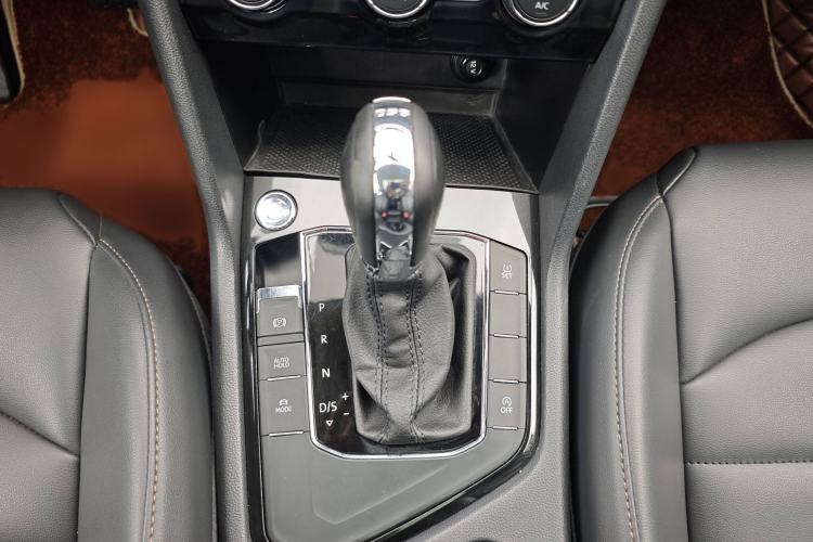 Used Volkswagen Tharu 2019 280TSI Two-Wheel Drive Luxury Edition China V Standard
