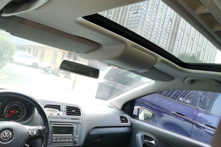 Used Volkswagen Polo 2016 1.6L Automatic Comfort Model