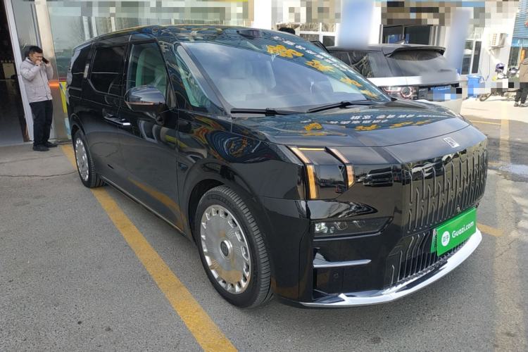 Used Zeekr 009 2024 GAC Trumpchi
